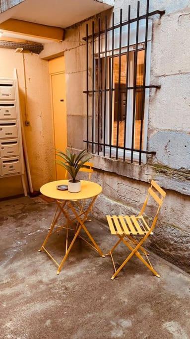 Studio Renove Avec Patio, Coeur Du Centre Ville Besançon Kültér fotó